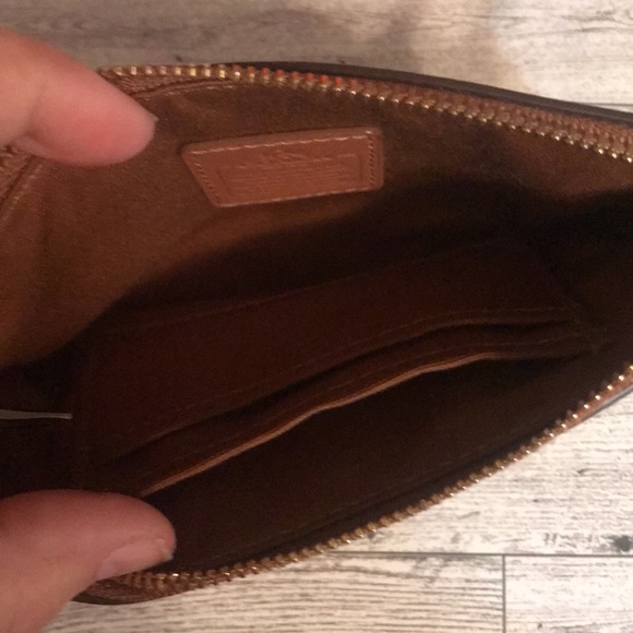 COPY - COACH tan wristlet - Picture 5 of 6
